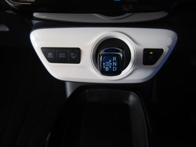 UJ0048393587_63_002.jpg