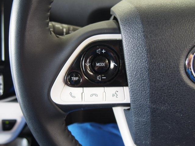 UJ0048393587_65_002.jpg