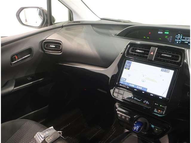 U00048449920_9_001.jpg
