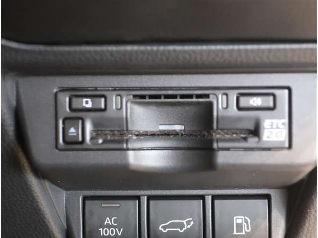 U00045993759_11_002.jpg