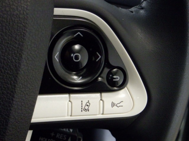 UZ0048252157_14_001.jpg