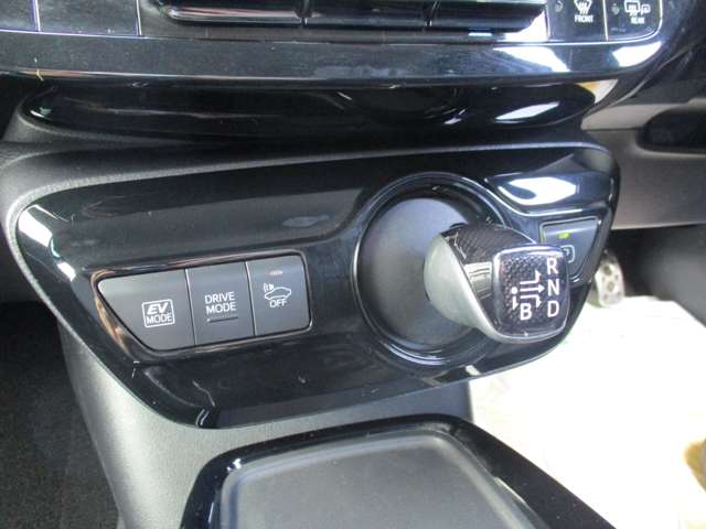 U00048363951_15_001.jpg