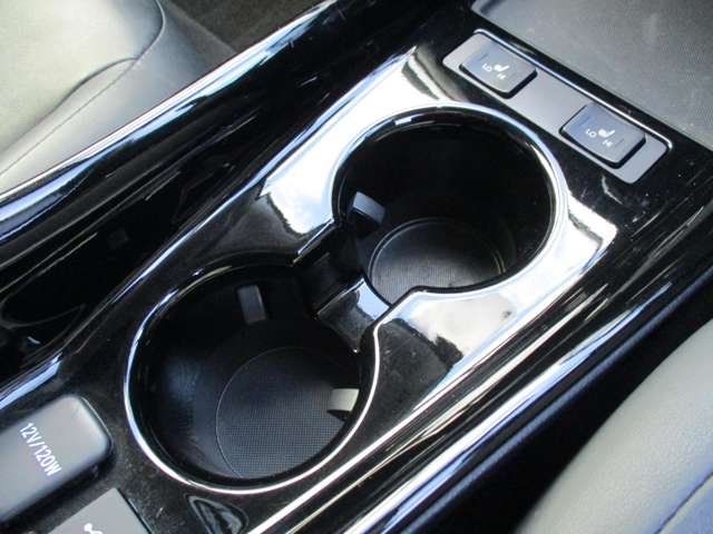 U00048363951_30_001.jpg