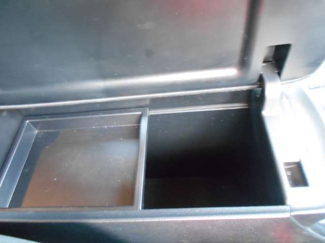 U00048070894_56_001.jpg