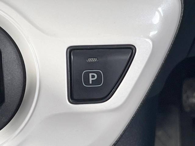 UZ0047606285_32_001.jpg