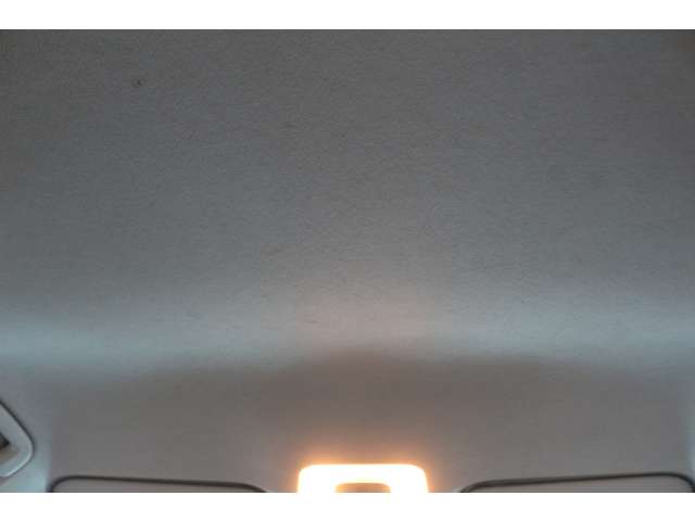 UJ0048507404_61_001.jpg