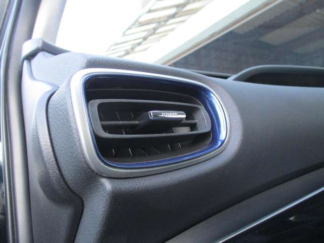 U00047719689_55_001.jpg