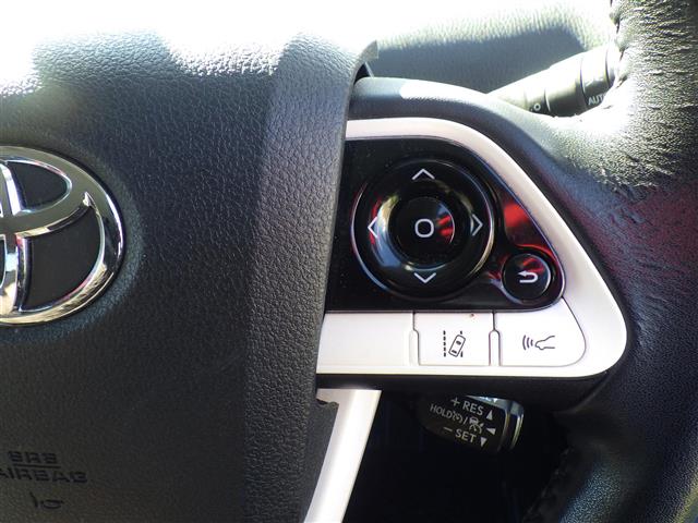 UZ0048097983_10_002.jpg