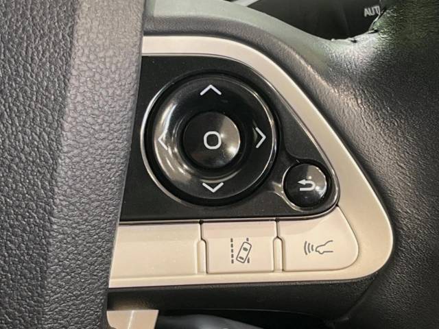 UZ0048473932_4_001.jpg