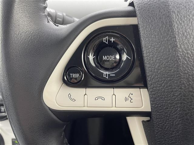 UZ0048526954_10_001.jpg