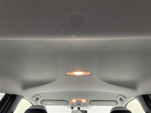 UZ0048526954_47_001.jpg