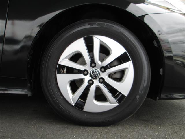 UZ0048211649_36_002.jpg