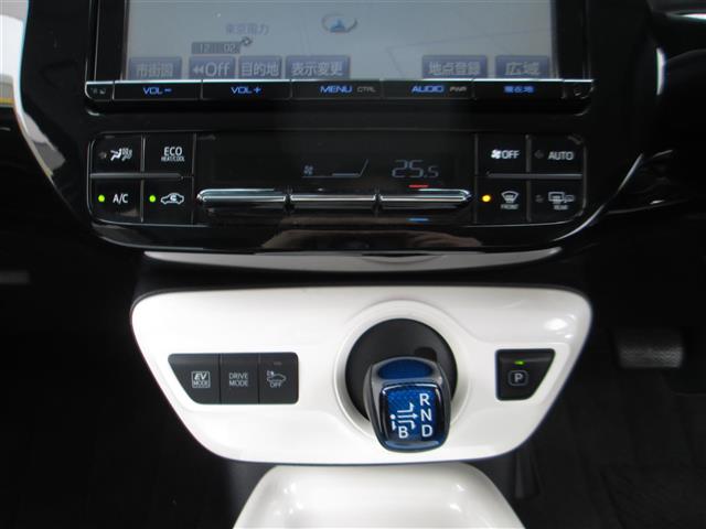 UZ0048211649_9_002.jpg