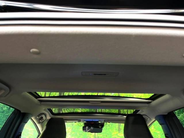 UZ0048531314_66_001.jpg