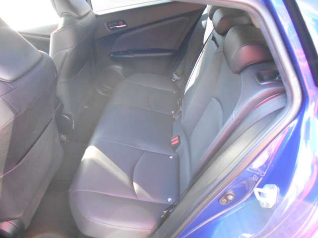 U00047922903_19_001.jpg