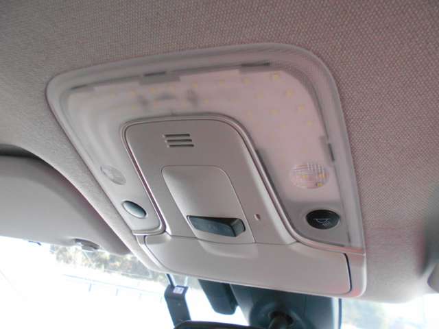 U00047922903_48_001.jpg