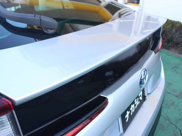 UZ0047218706_40_003.jpg