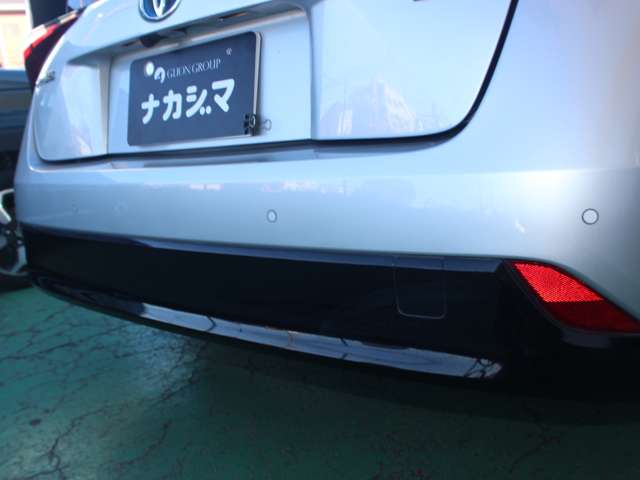 UZ0047218706_41_003.jpg