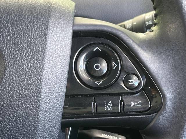 UZ0048567987_44_001.jpg