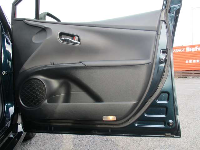 U00047754162_45_001.jpg