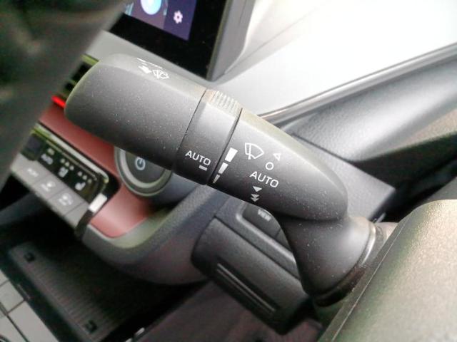 UZ0048557586_16_001.jpg