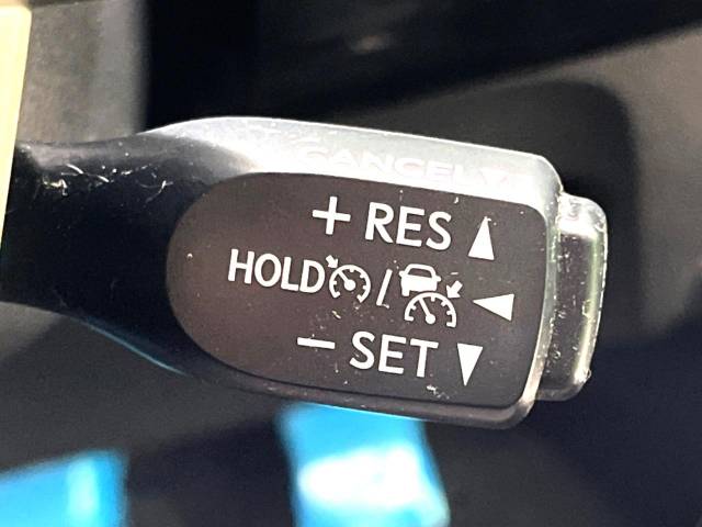 UZ0048498452_46_001.jpg