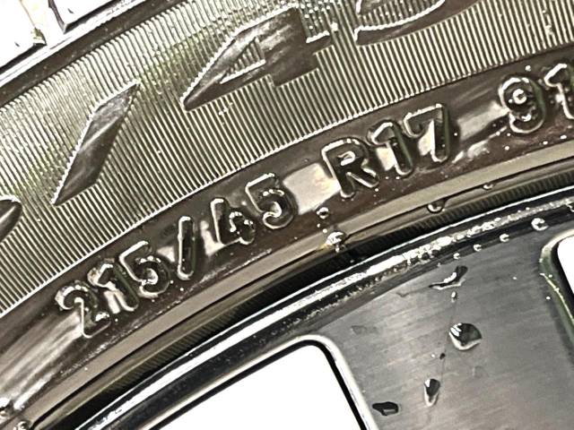UZ0048498452_62_001.jpg