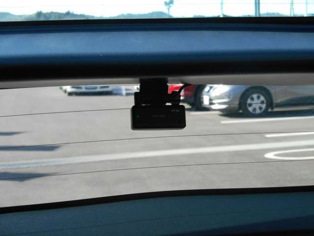 U00048100810_35_001.jpg