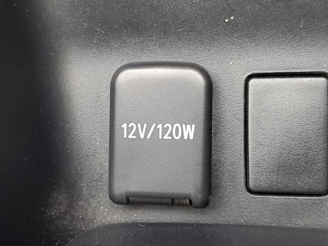 UZ0048538642_50_001.jpg