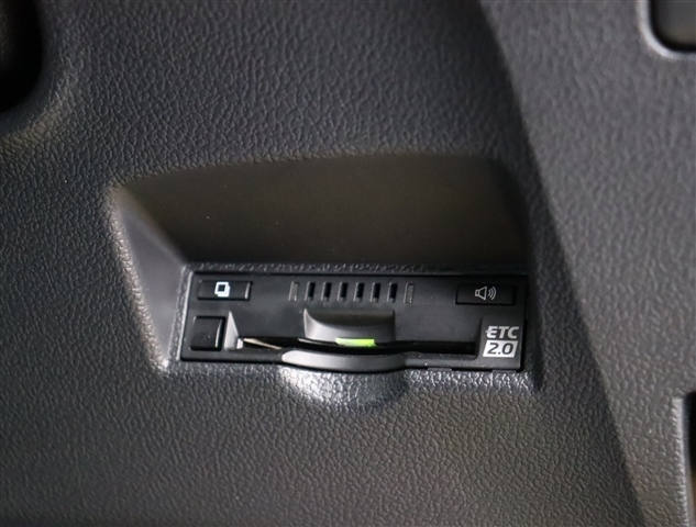UJ0047683744_13_002.jpg