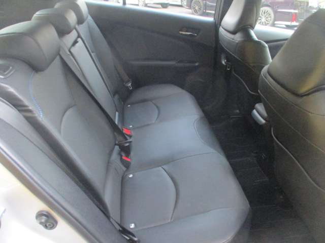 U00045425684_15_003.jpg