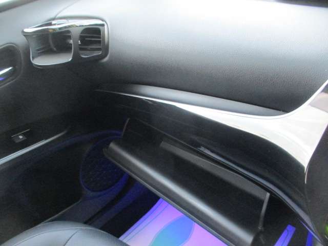 U00045425684_34_003.jpg