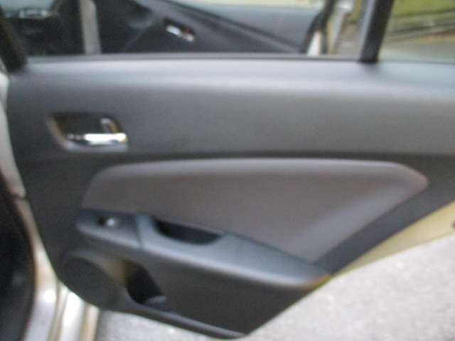 U00045425684_63_002.jpg
