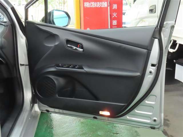 U00048398163_13_002.jpg