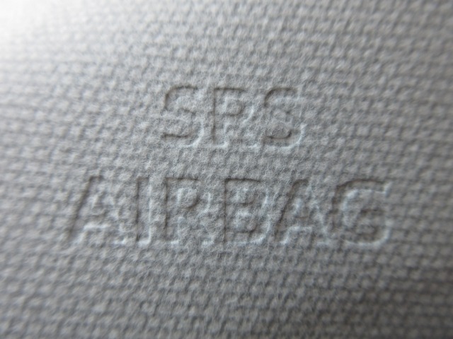 UZ0048210534_13_002.jpg