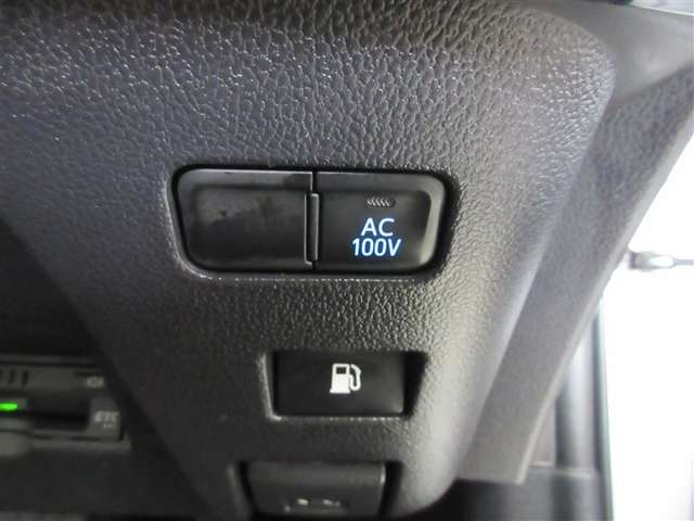U00048193860_32_001.jpg
