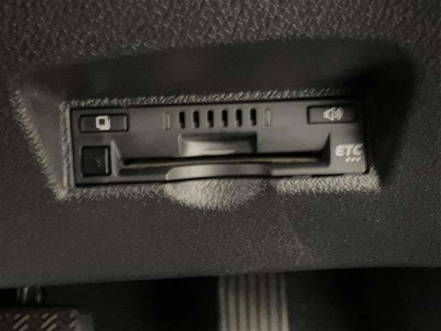 U00048476774_16_001.jpg