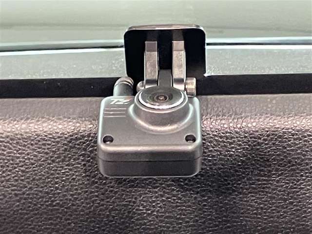 U00048359421_14_001.jpg