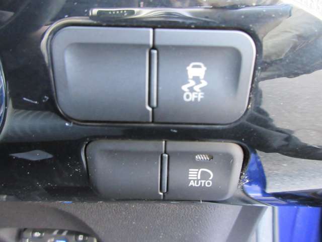 U00047976164_56_001.jpg