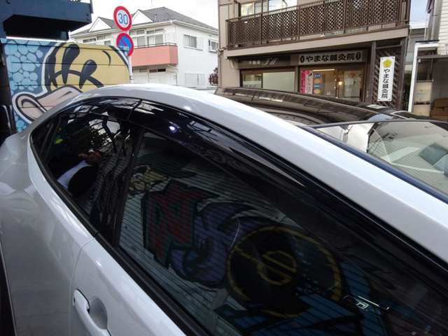 U00047571736_32_001.jpg