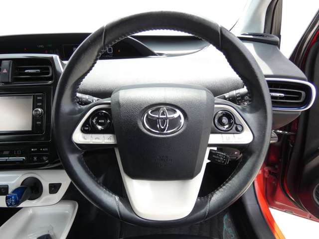UZ0046075169_12_002.jpg