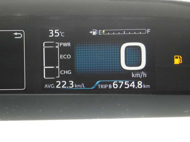 UZ0046075169_78_001.jpg