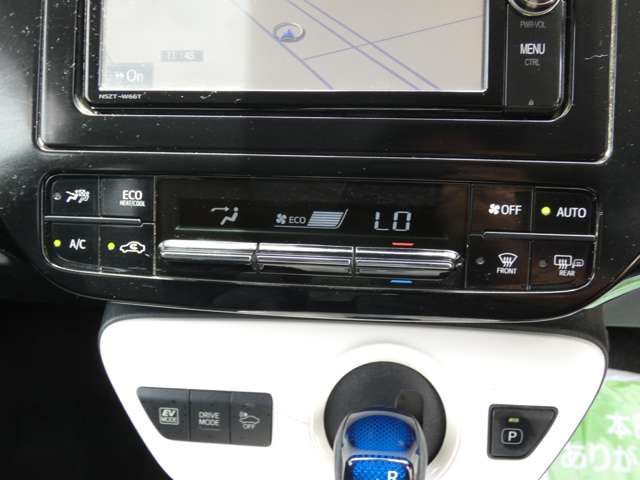 UZ0046075169_80_001.jpg