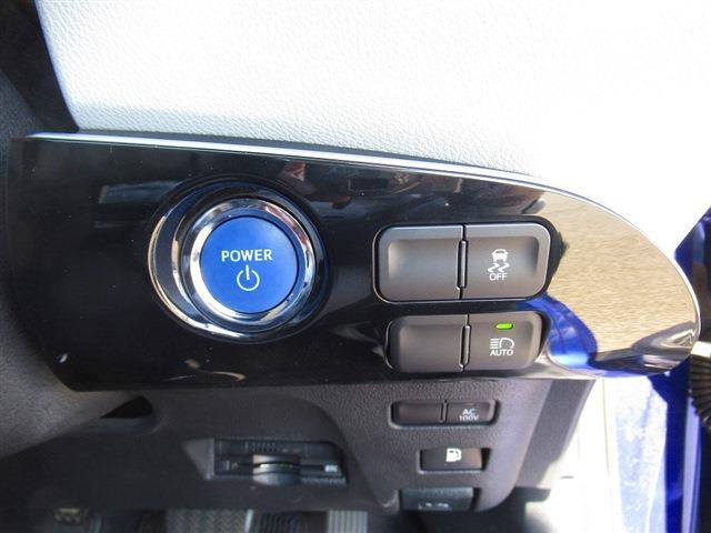UJ0048260266_32_001.jpg