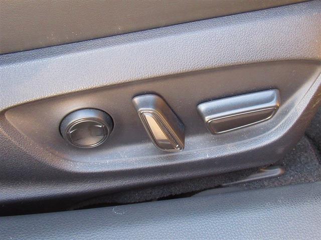 UJ0048405784_38_001.jpg