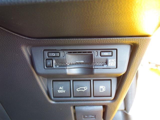 UJ0048405784_40_001.jpg