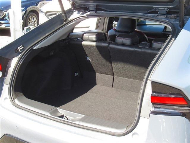 UJ0048226712_30_001.jpg