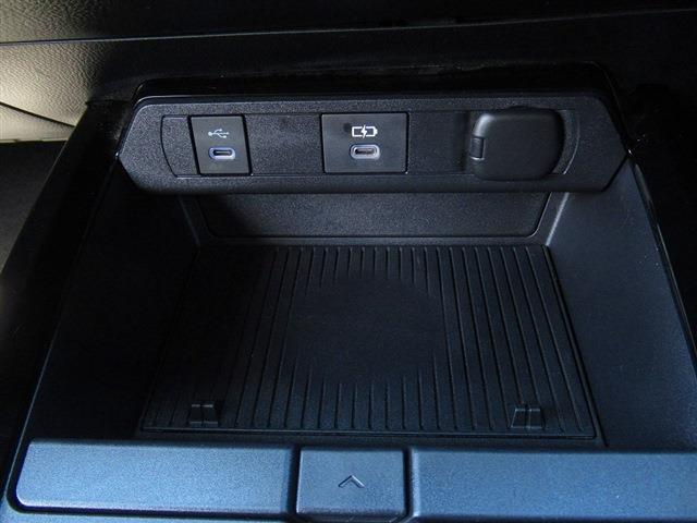 UJ0048226712_45_001.jpg