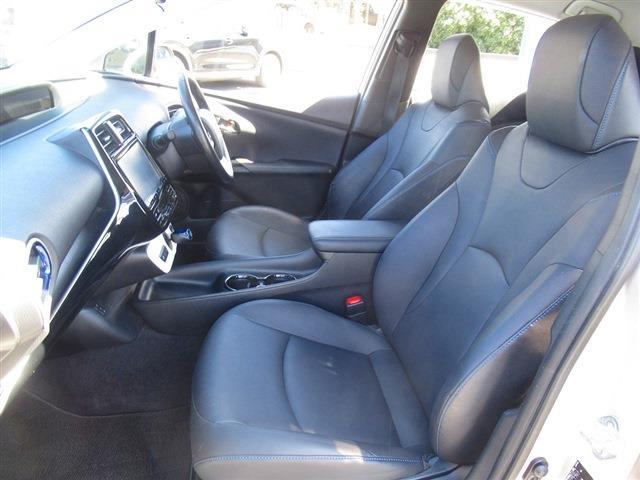UJ0048228373_33_001.jpg