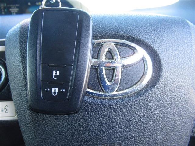 UJ0048228373_39_001.jpg